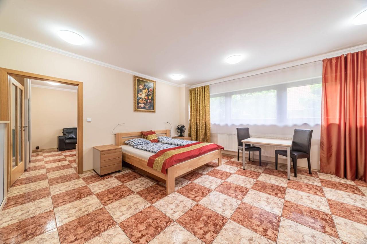 Apartman Blizko Centra Prahy 프라하 외부 사진