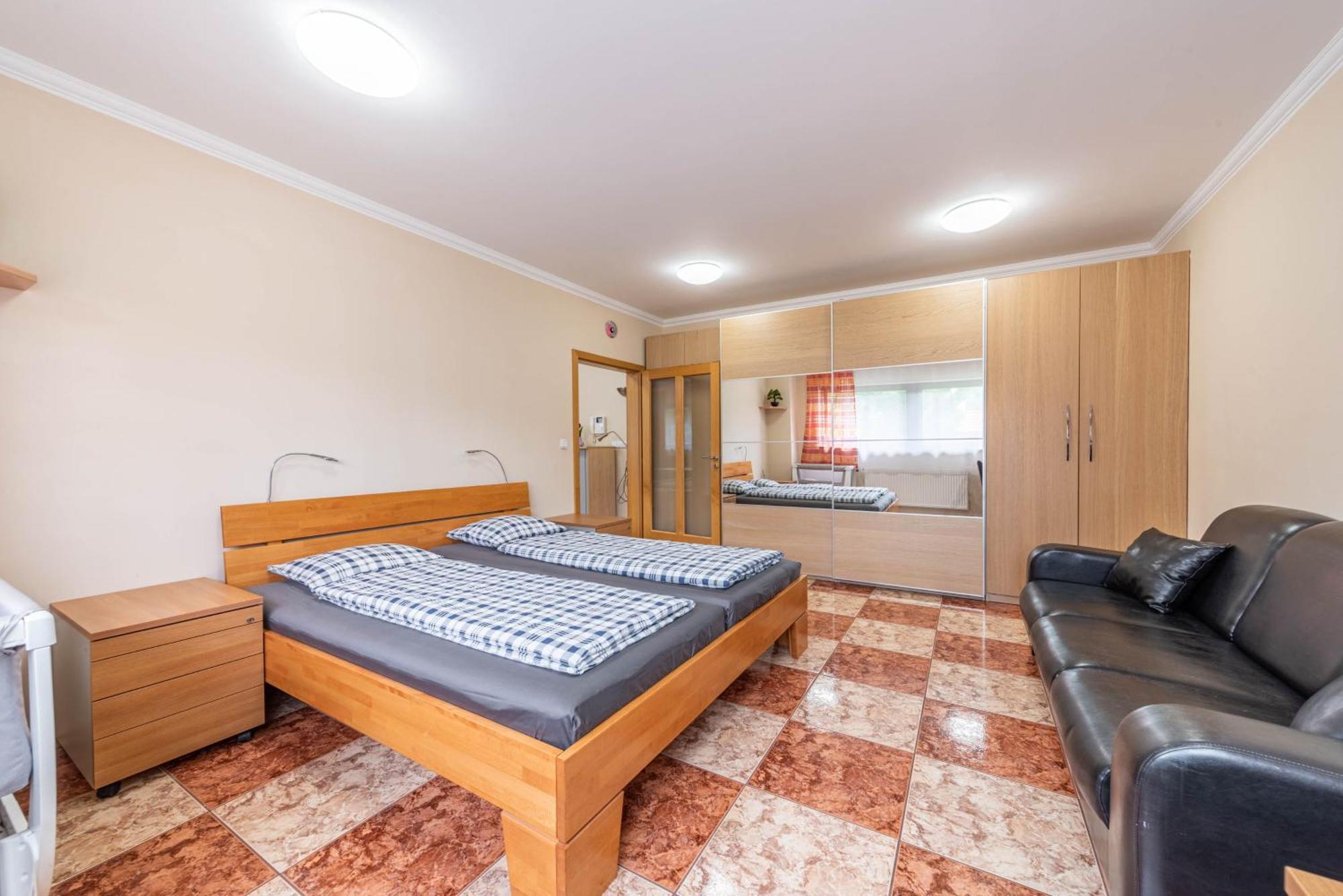 Apartman Blizko Centra Prahy 프라하 외부 사진
